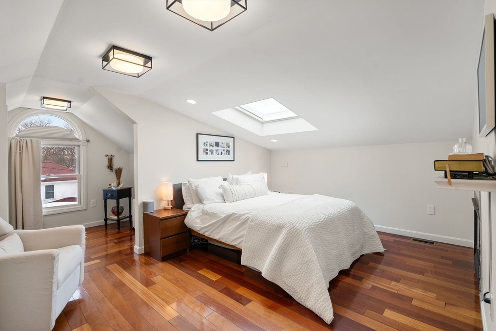 7 Quincy Street, Unit 7 Watertown, MA 02472 - Photo 13 of 17