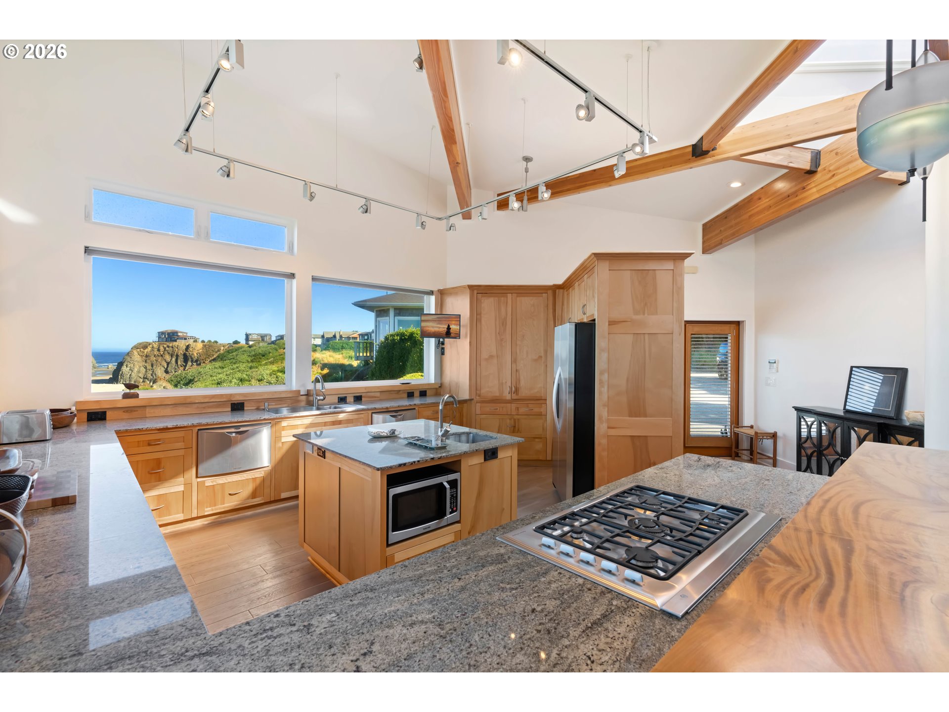 2770 Whale Watch Way Bandon, OR 97411 - Photo 20 of 47
