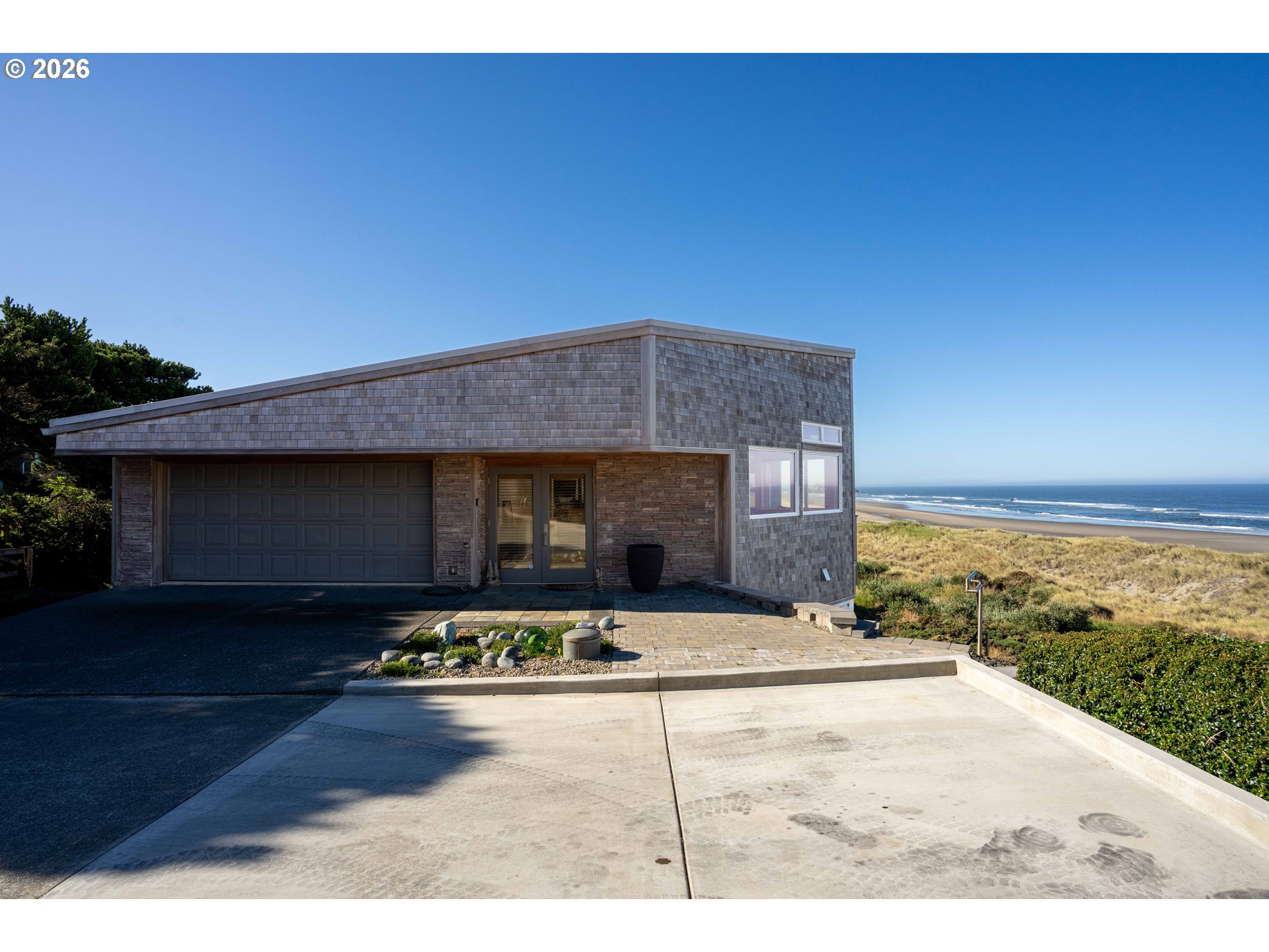 2770 Whale Watch Way Bandon, OR 97411 - Photo 3 of 47