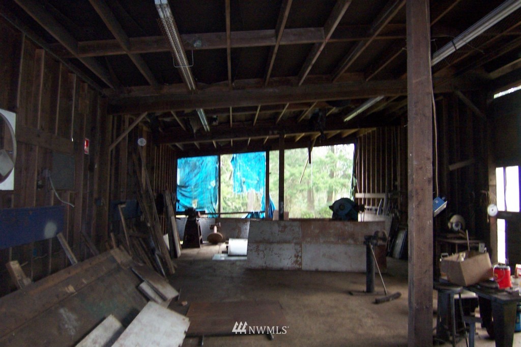 4000 Arvick Road Southeast Port Orchard, WA 98366 - Photo 4 of 5 Gallery Image 4
