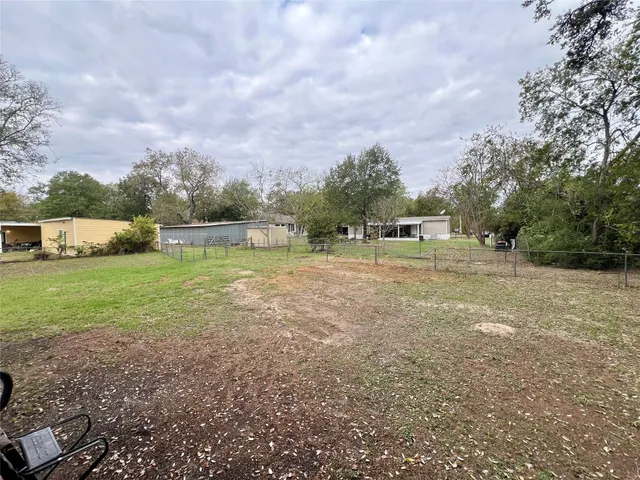 $1,900 | 282 11th Street, Somerville, TX 77879