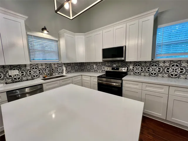 $1,900 | 282 11th Street, Somerville, TX 77879