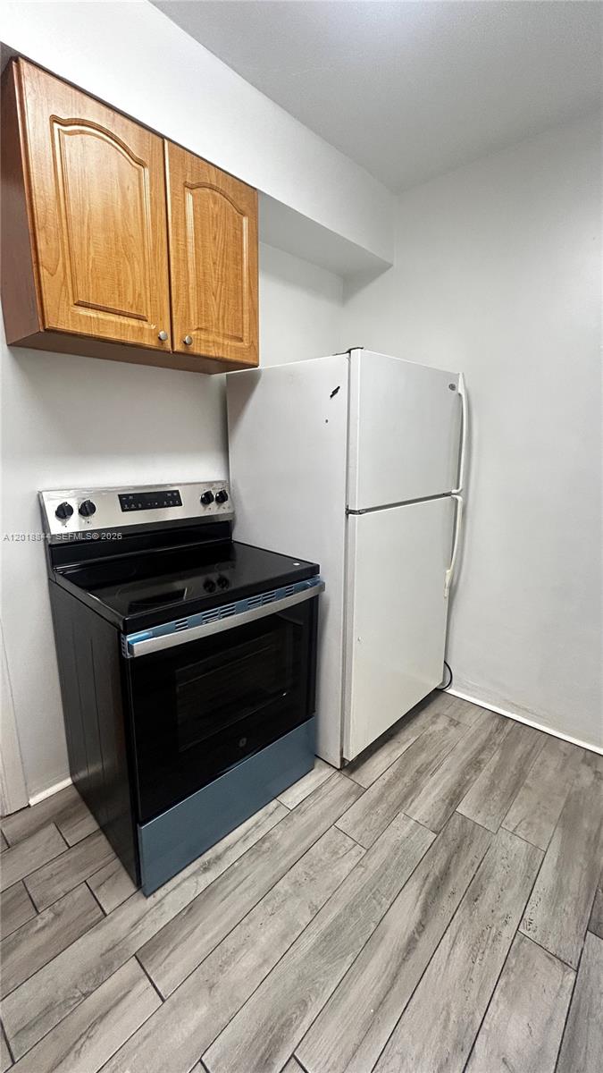 831 Southwest 11th Street, Unit B Miami, FL 33130 - Photo 2 of 9