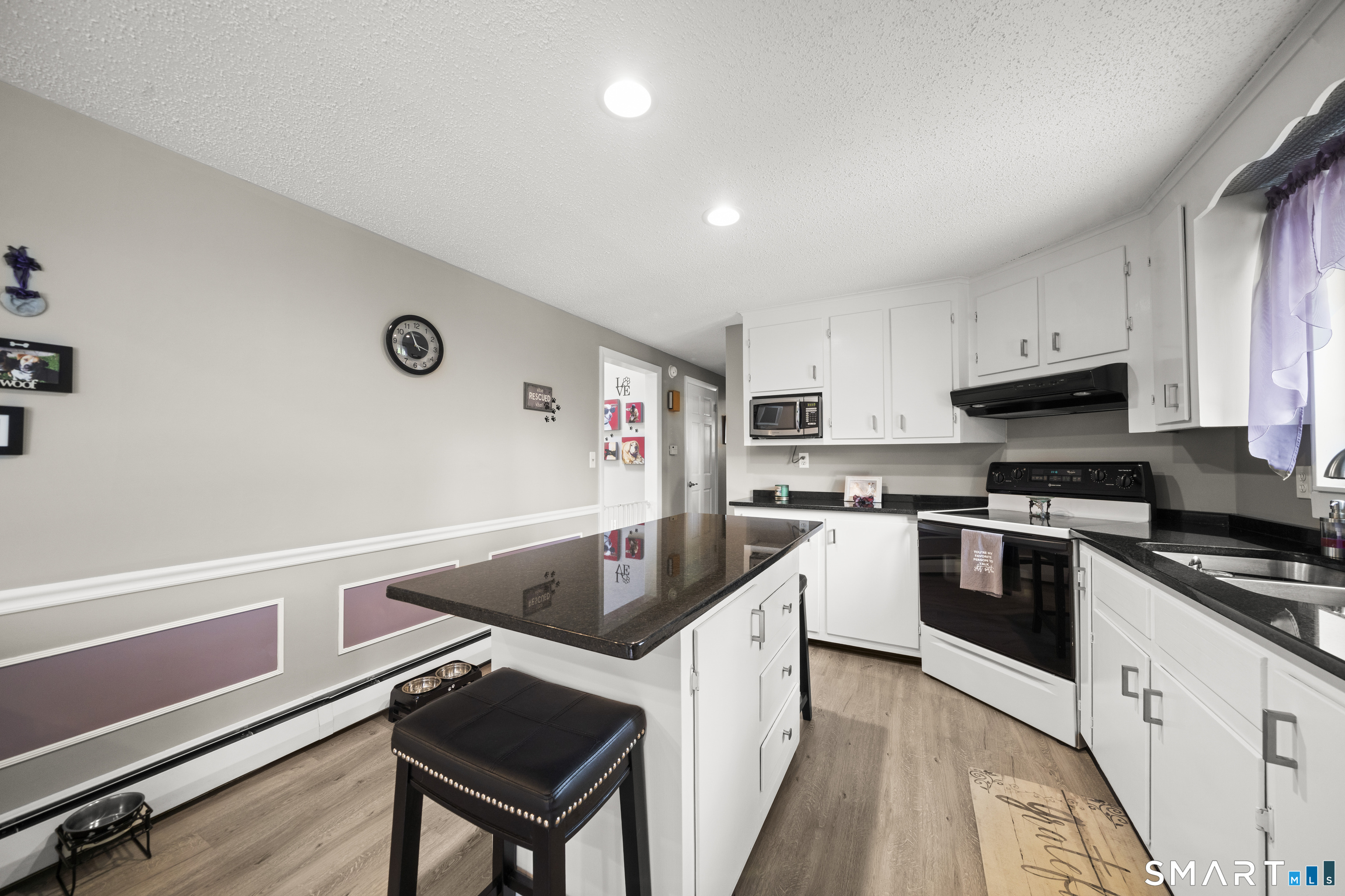 18 Bess Road Enfield, CT 06082 - Photo 9 of 27