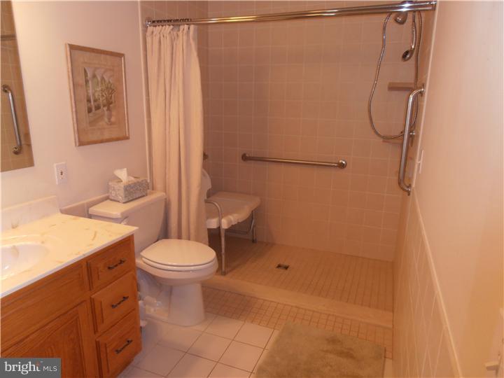 12 Griest Road Nottingham, PA 19362 - Photo 8 of 20 Bathroom