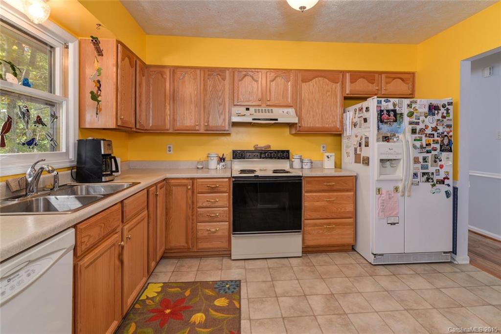 9 Forest Ridge Drive Arden, NC 28704 - Photo 11 of 24 Gallery Image 11