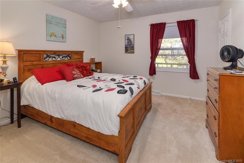 9 Forest Ridge Drive Arden, NC 28704 - Photo 17 of 24 Gallery Image 17