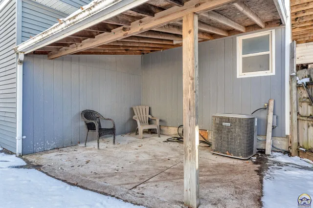 $145,000 | 5813 Southeast Cross Street, Topeka, KS 66619