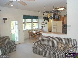 70 Manley Road Pennington, NJ 08534 - Photo 3 of 6