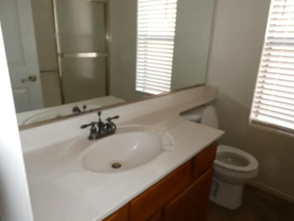 $1,895 | 8553 West Sierra Vista Drive, Glendale, AZ 85305