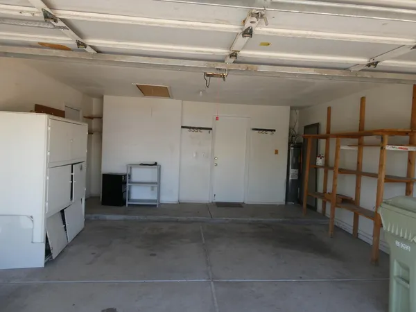 $1,895 | 8553 West Sierra Vista Drive, Glendale, AZ 85305