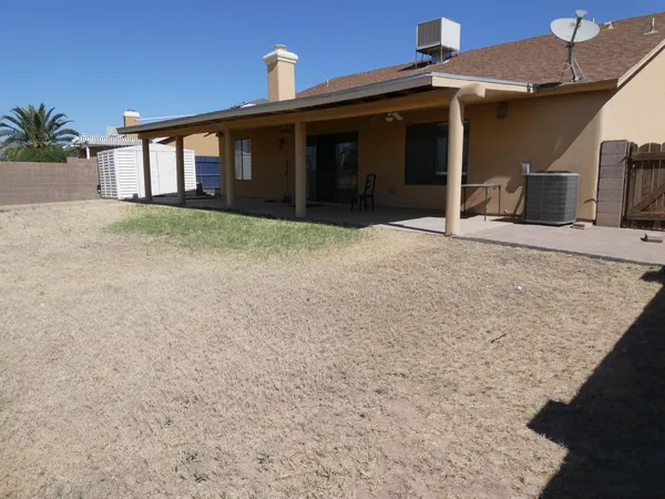 $1,895 | 8553 West Sierra Vista Drive, Glendale, AZ 85305