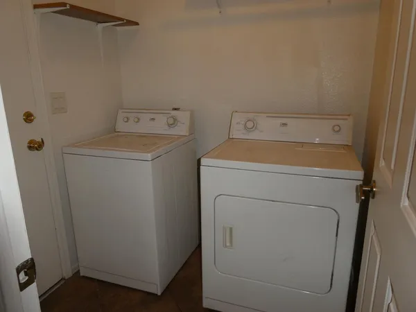 $1,895 | 8553 West Sierra Vista Drive, Glendale, AZ 85305