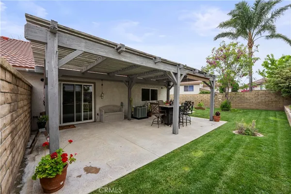 $574,999 | 28919 Sam Canyon, Canyon Country, CA 91387