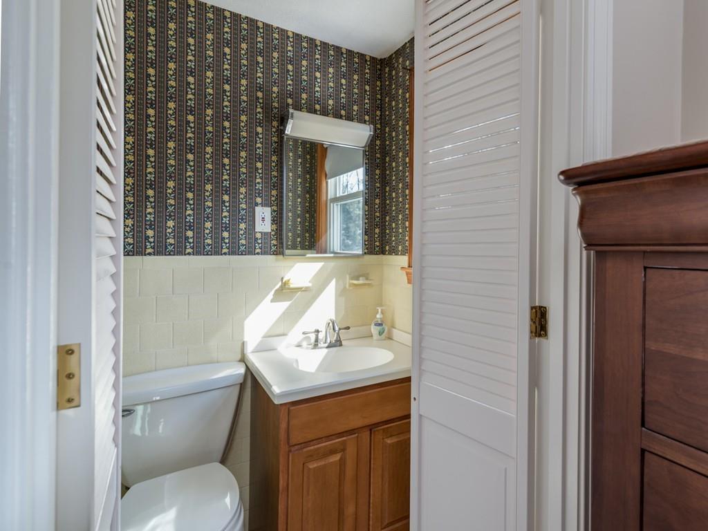 24 Chestnut Circle Hanover, MA 02339 - Photo 15 of 28