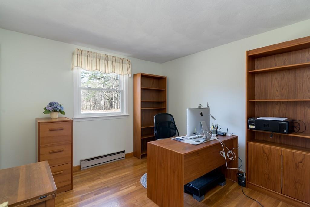 24 Chestnut Circle Hanover, MA 02339 - Photo 17 of 28