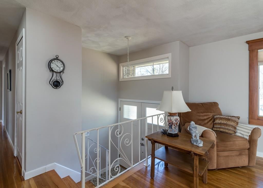 24 Chestnut Circle Hanover, MA 02339 - Photo 7 of 28