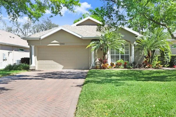 a front view of house with yard