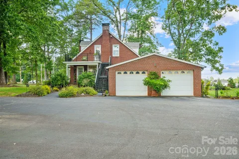 $474,900 | 1520 5th Street Northeast, Hickory, NC 28601