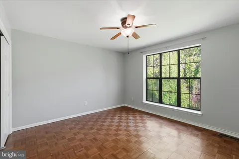 $399,000 | 101 Montgomery Avenue, Unit B2, Bala Cynwyd, PA 19004