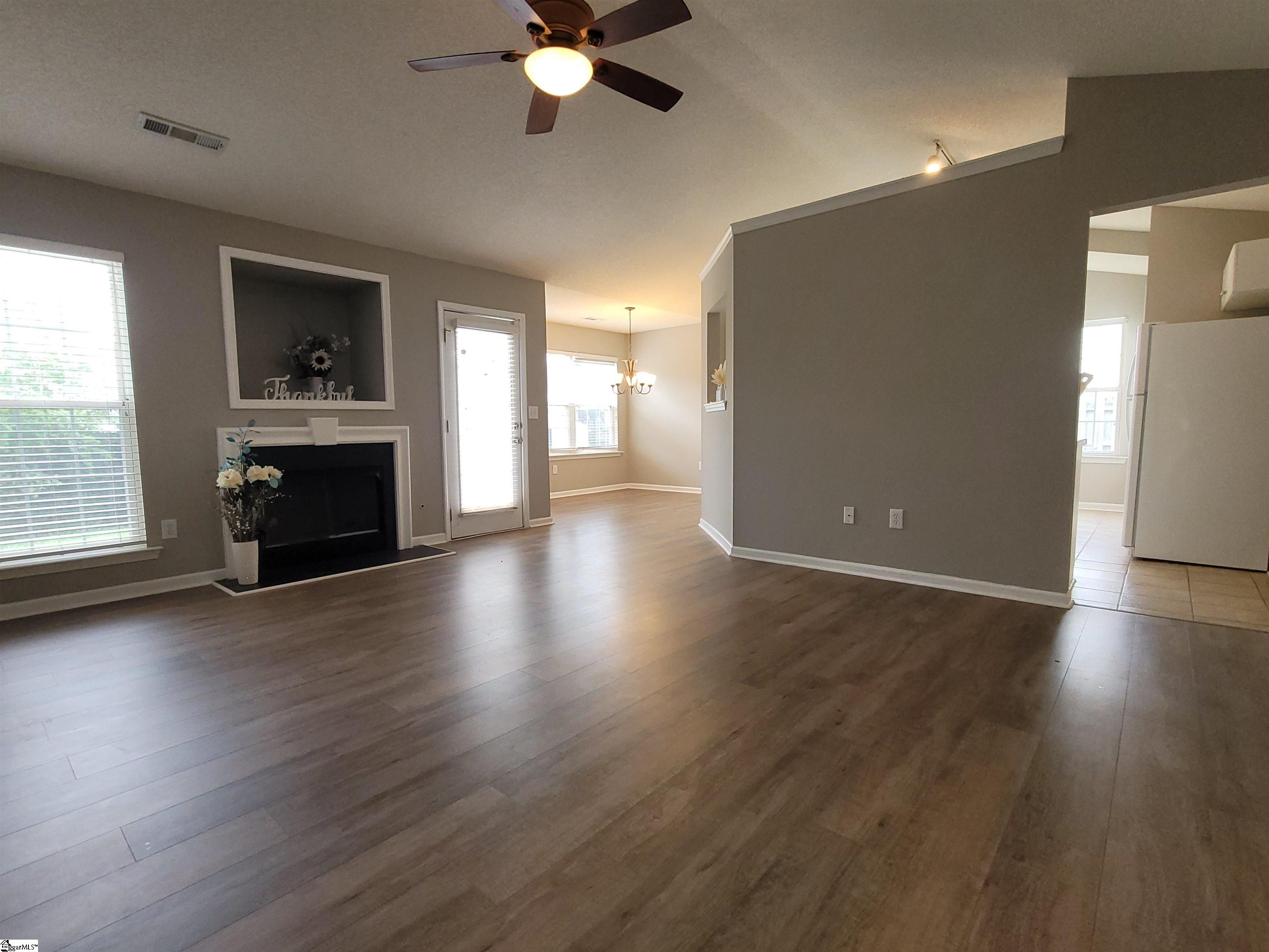 329 Canvasback Way Easley, SC 29642 - Photo 9 of 18 Gallery Image 9