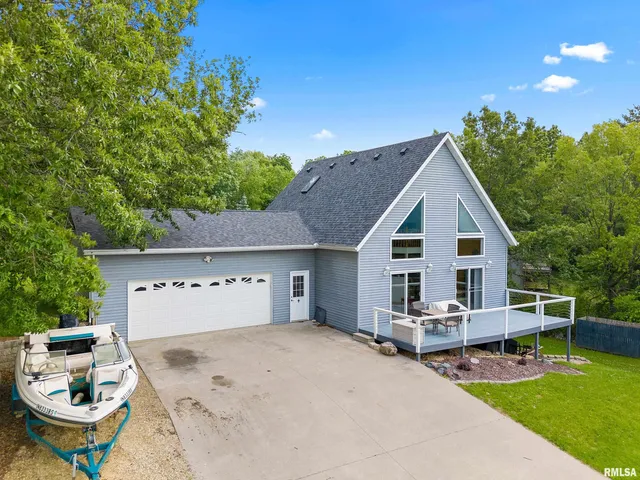 $274,900 | 161 Lakecrest Place, Dahinda, IL 61428