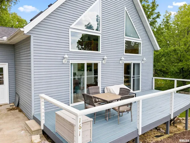 $274,900 | 161 Lakecrest Place, Dahinda, IL 61428