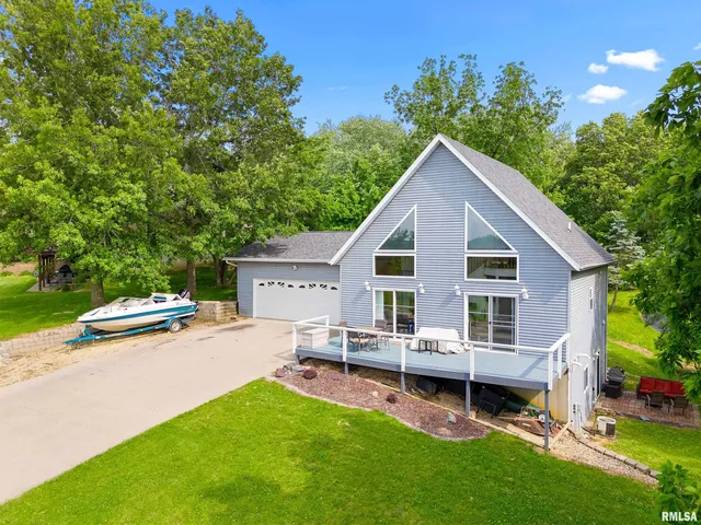 $274,900 | 161 Lakecrest Place, Dahinda, IL 61428