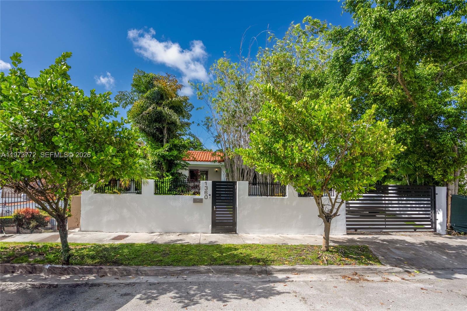 1360 Southwest 16th Street Miami, FL 33145 - Photo 3 of 33