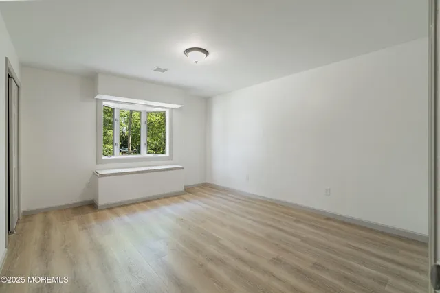 a view of a yard with plants