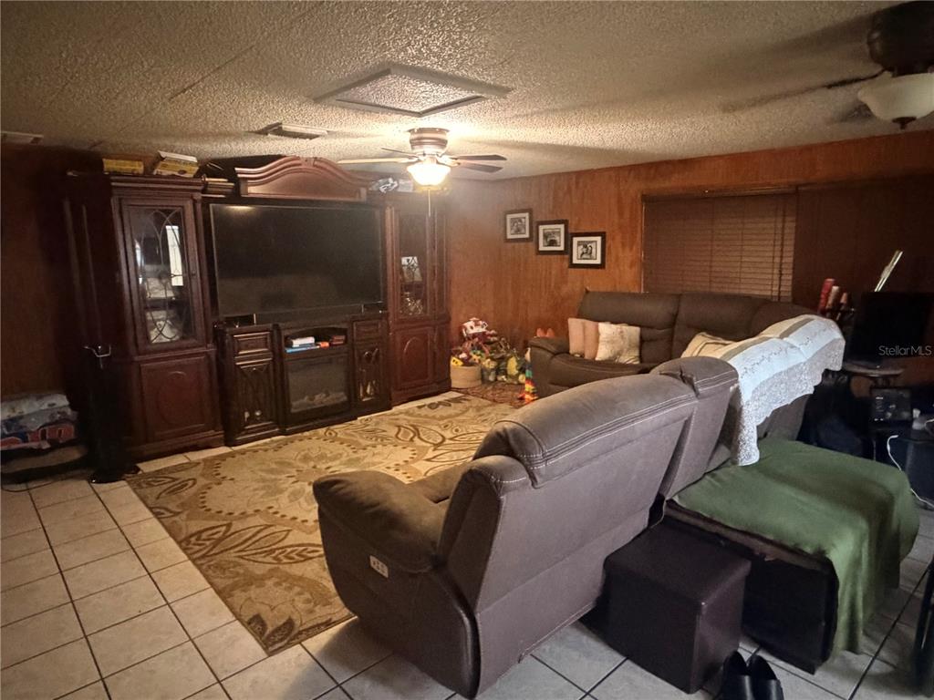 104 Cavalier Road Winter Haven, FL 33880 - Photo 9 of 27