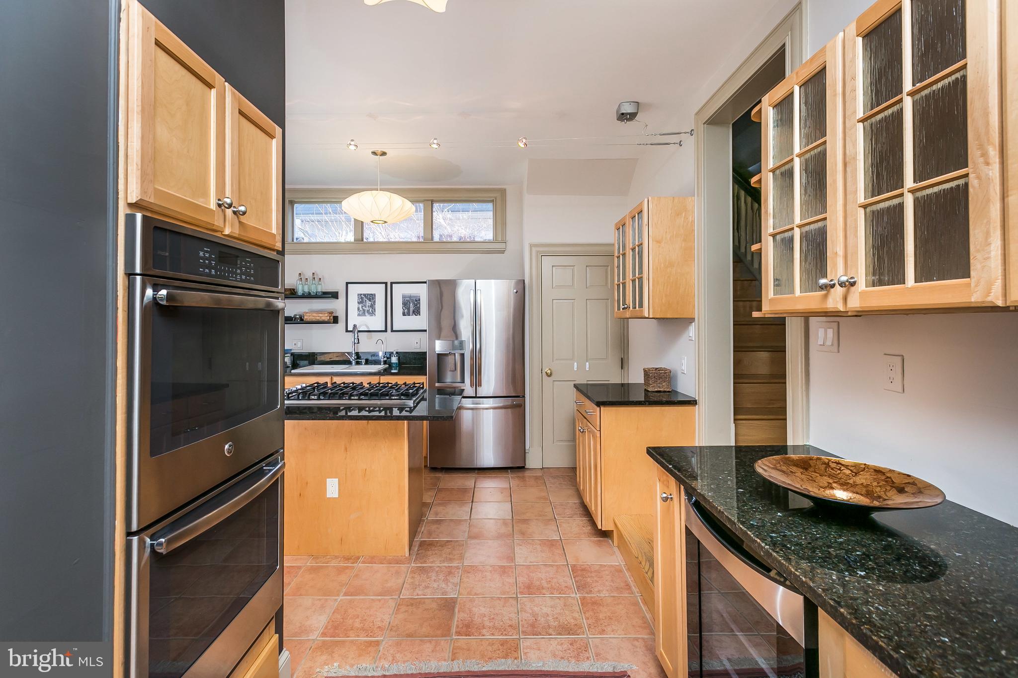 5715 Chilham Road Baltimore, MD 21209 - Photo 15 of 69 Entry to Kitchen from Dining Room