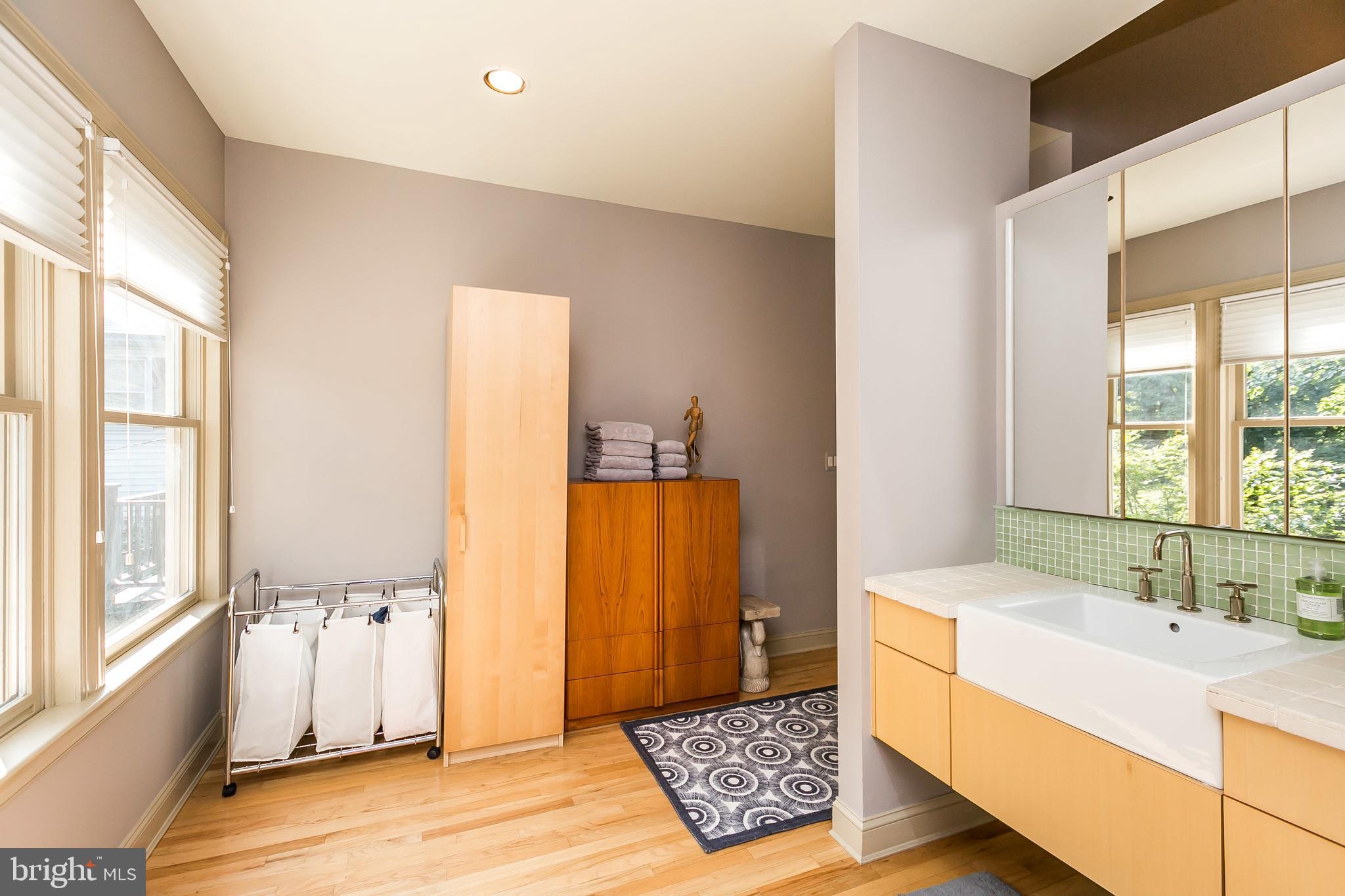 5715 Chilham Road Baltimore, MD 21209 - Photo 45 of 69 En-suite Master Bath
