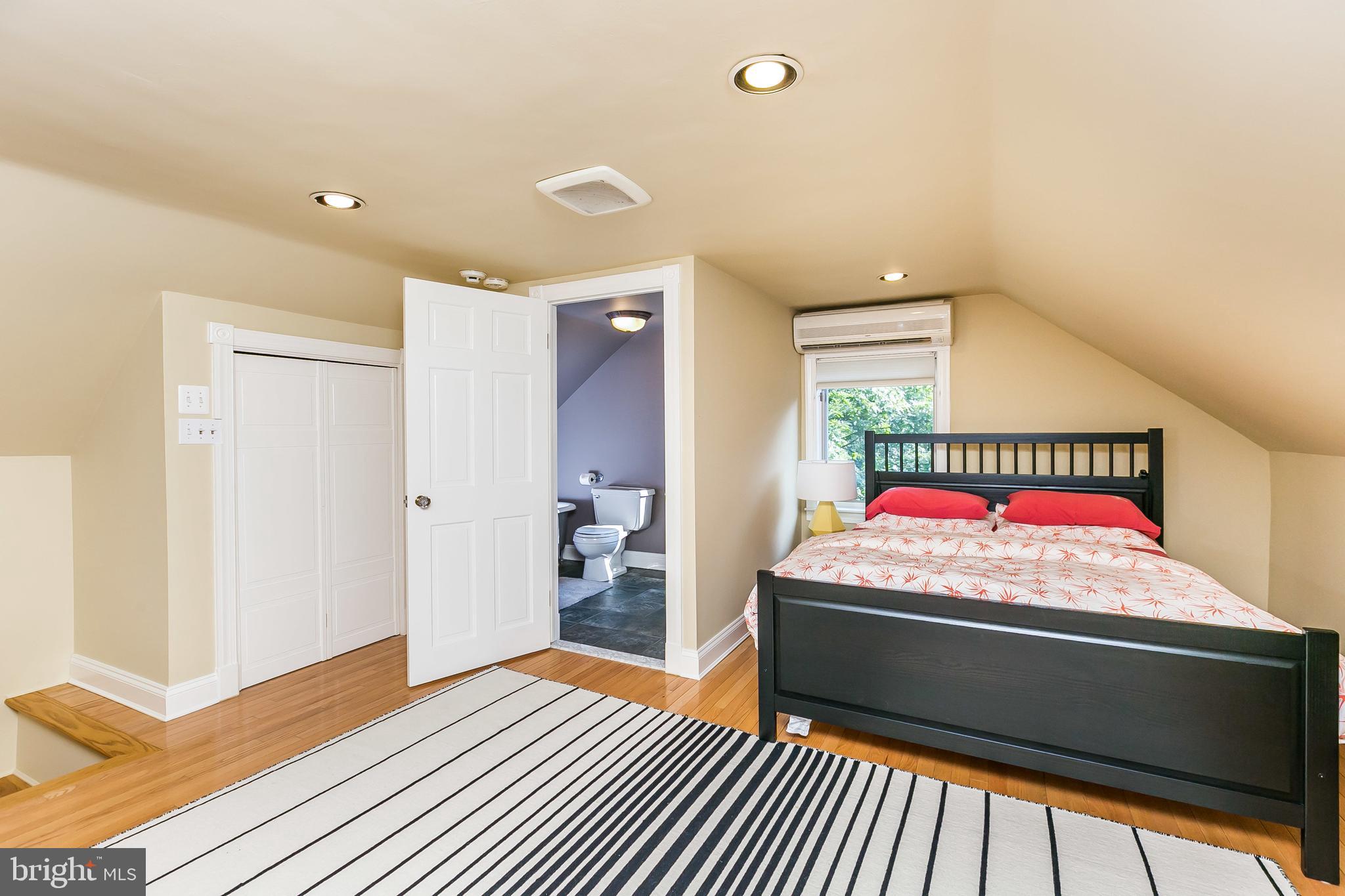 5715 Chilham Road Baltimore, MD 21209 - Photo 50 of 69 En-suite Bedroom 4 - additional view