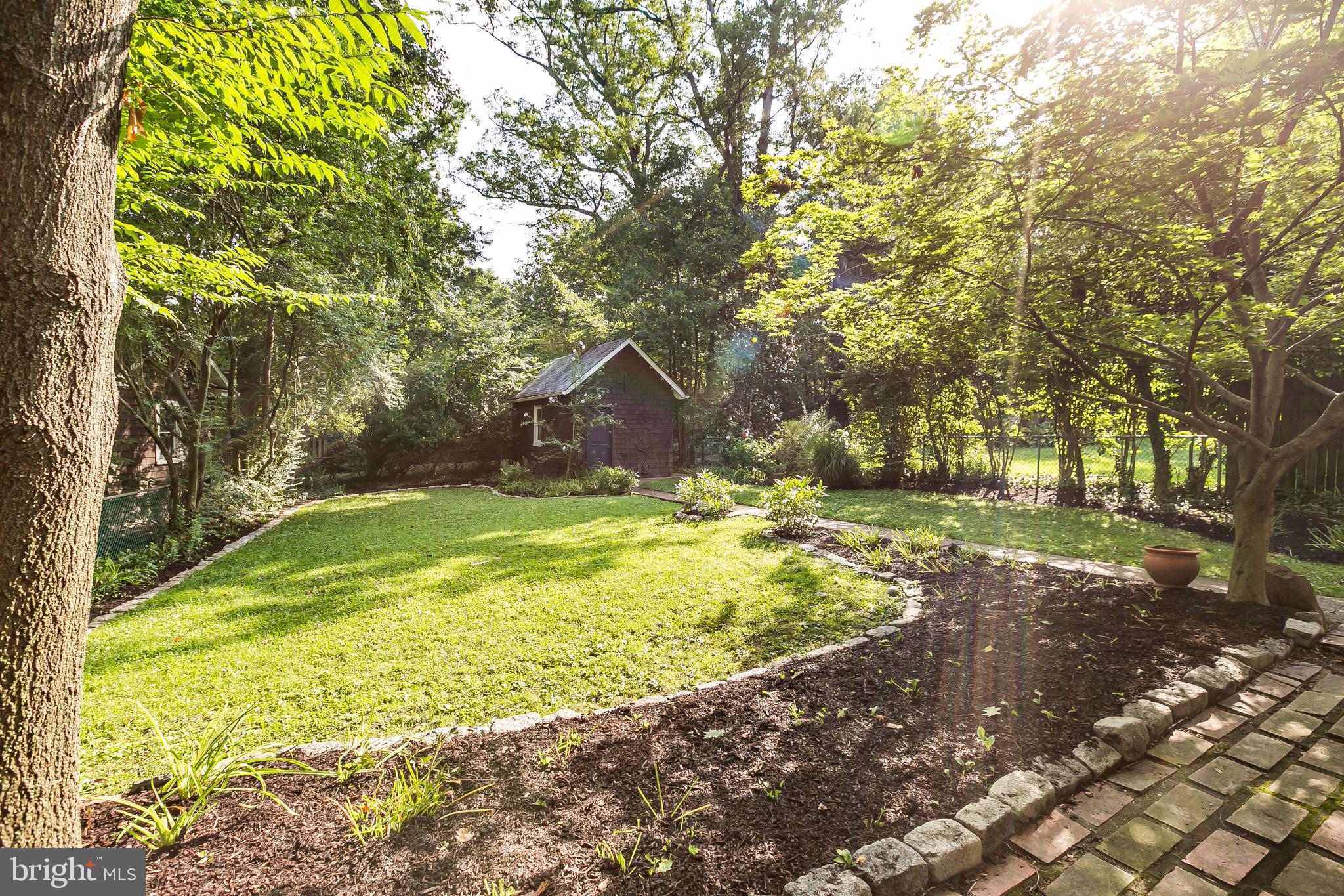 5715 Chilham Road Baltimore, MD 21209 - Photo 62 of 69 Exterior rear landscaping