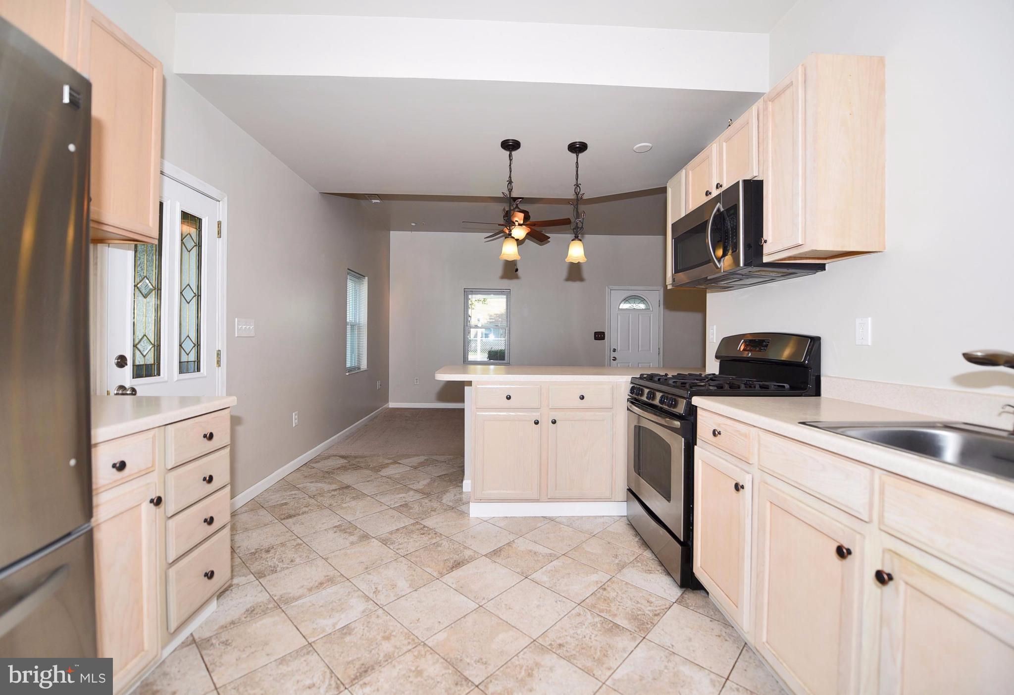 7811 Fairgreen Road Baltimore, MD 21222 - Photo 8 of 27 Kitchen
