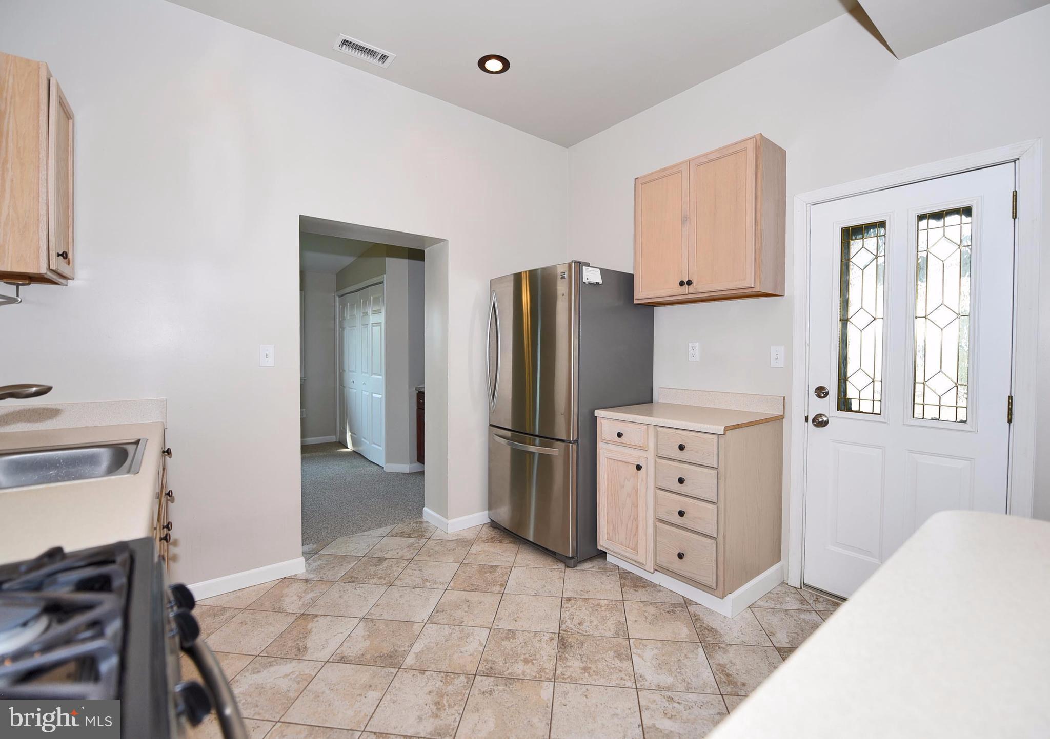 7811 Fairgreen Road Baltimore, MD 21222 - Photo 9 of 27 Kitchen