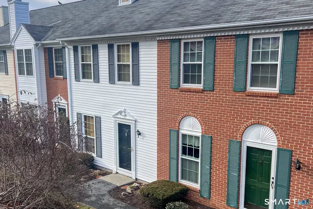 $259,000 | 154 Cypress Court, Torrington, CT 06790