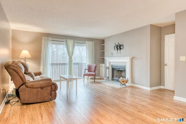 $259,000 | 154 Cypress Court, Torrington, CT 06790