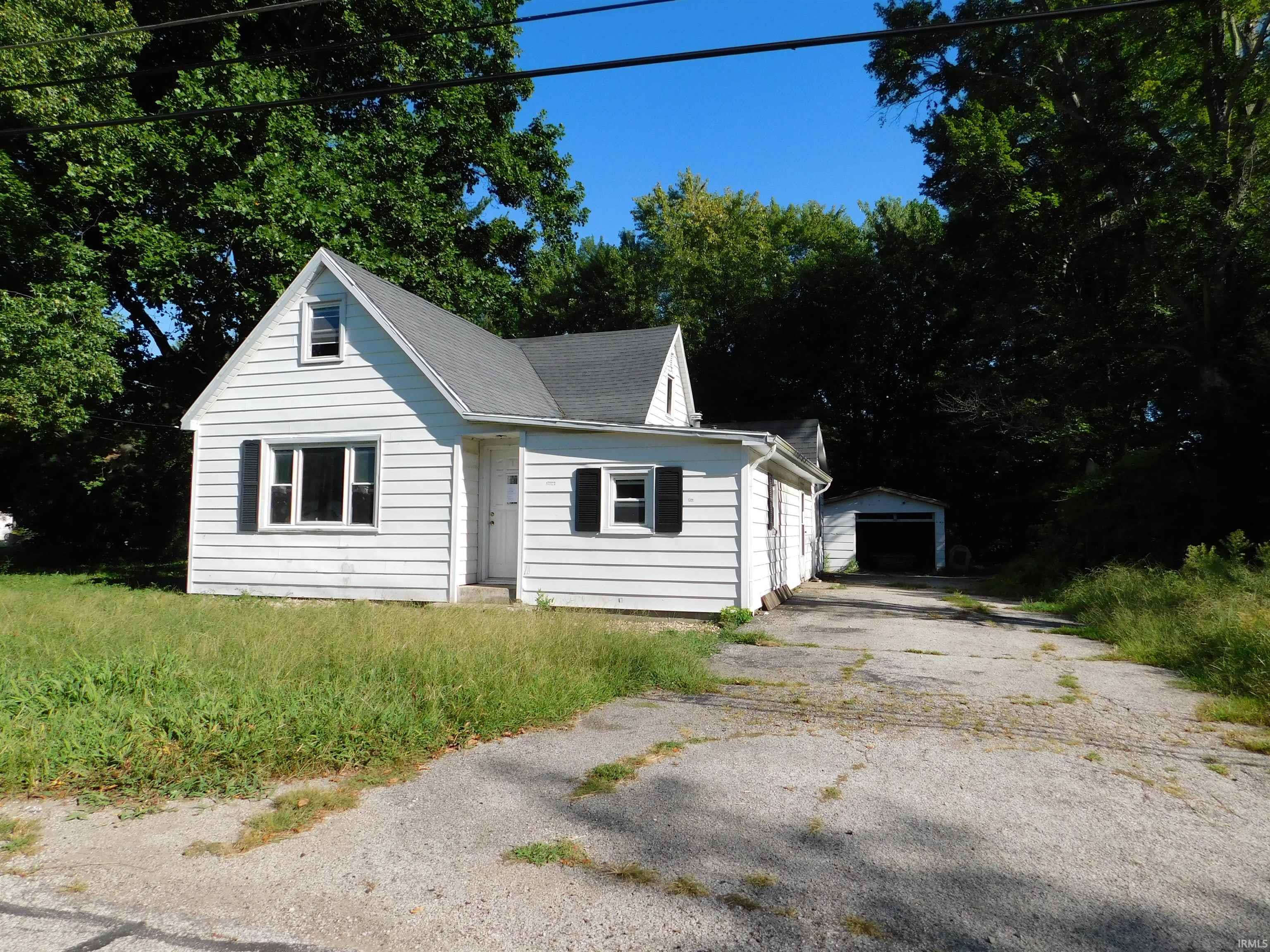 685 Base Road Linton, IN 47441 - Photo 3 of 4