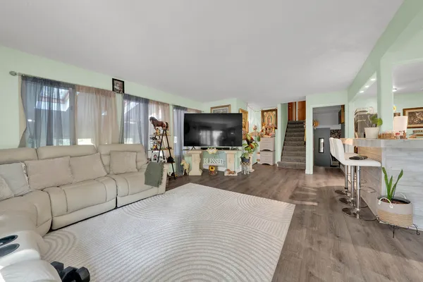 $950,000 | 7245 West Dralle Road, Monee, IL 60449