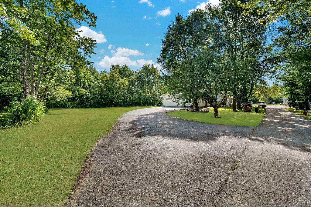 7245 West Dralle Road Monee, IL 60449 - Photo 63 of 73 a view of a volley ball court