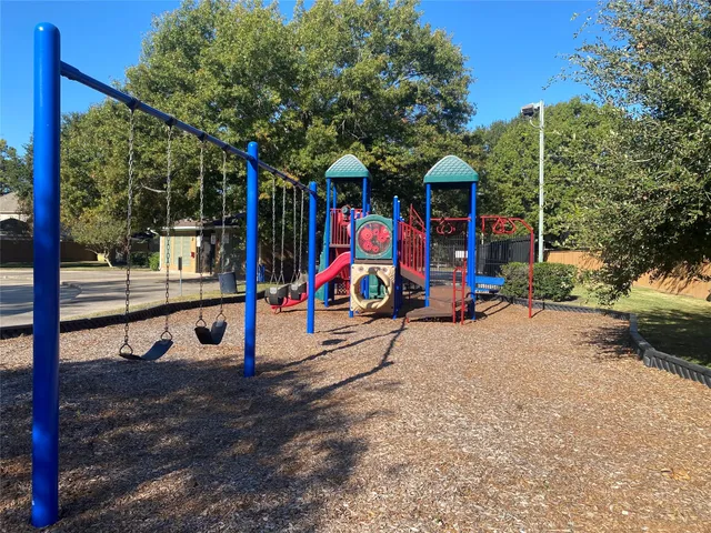 a view of outdoor space with entertaining space