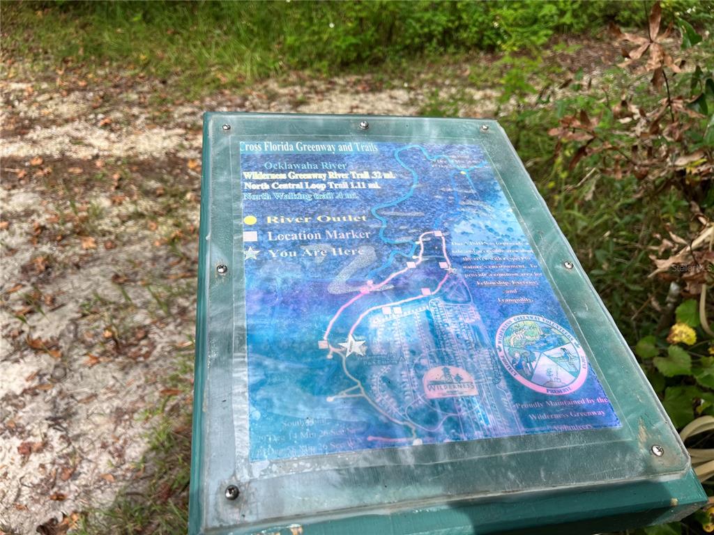 10264 Northeast 28th Loop Silver Springs, FL 34488 - Photo 38 of 44 a view of entryway