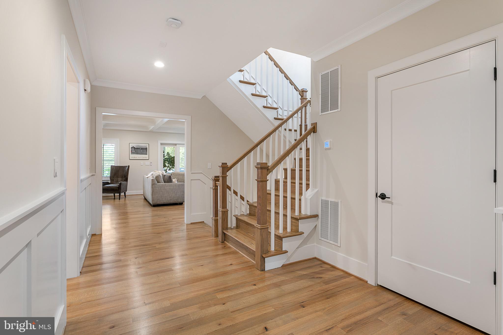 4219 Lorcom Lane Arlington, VA 22207 - Photo 2 of 44