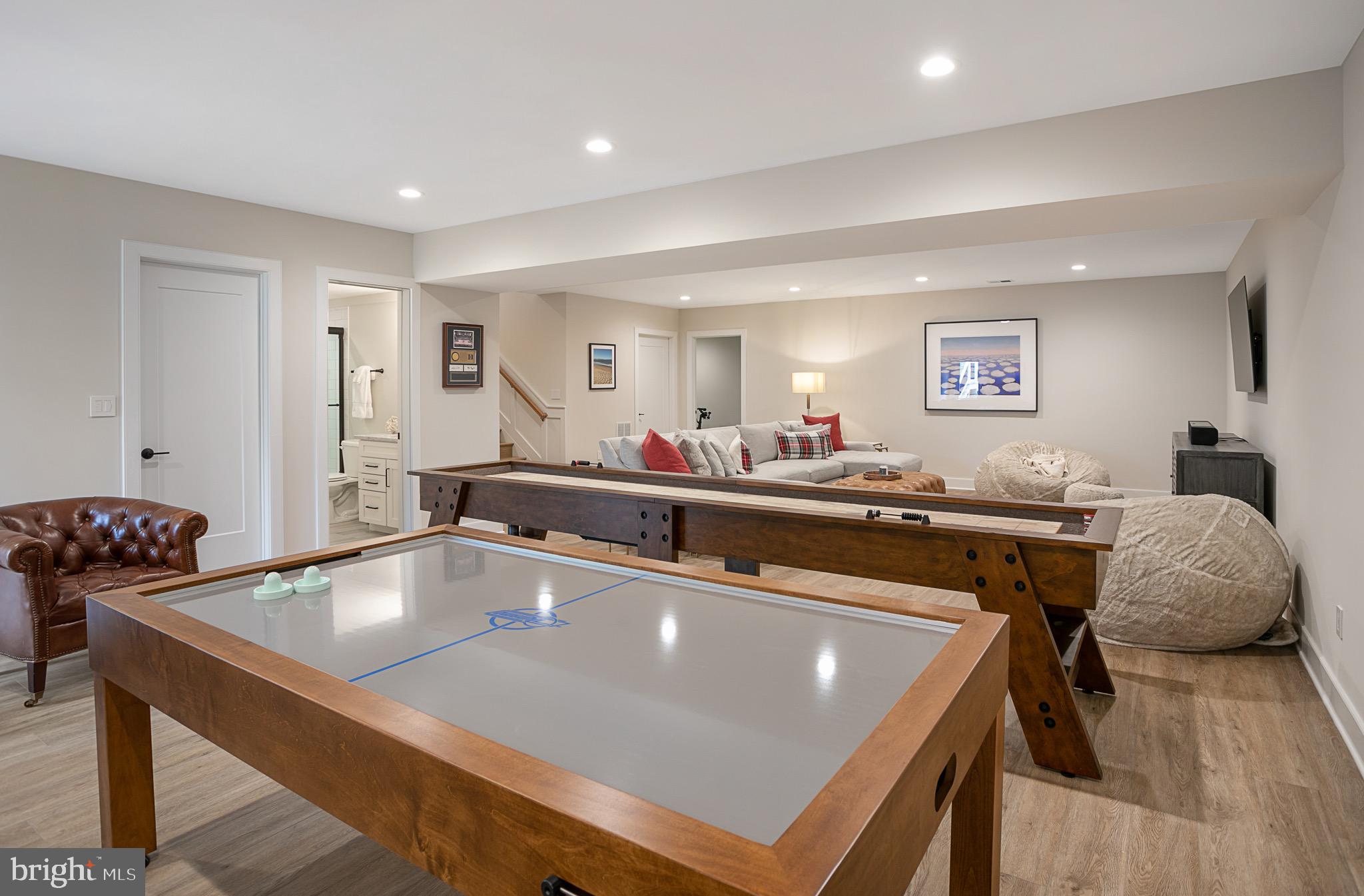 4219 Lorcom Lane Arlington, VA 22207 - Photo 30 of 44