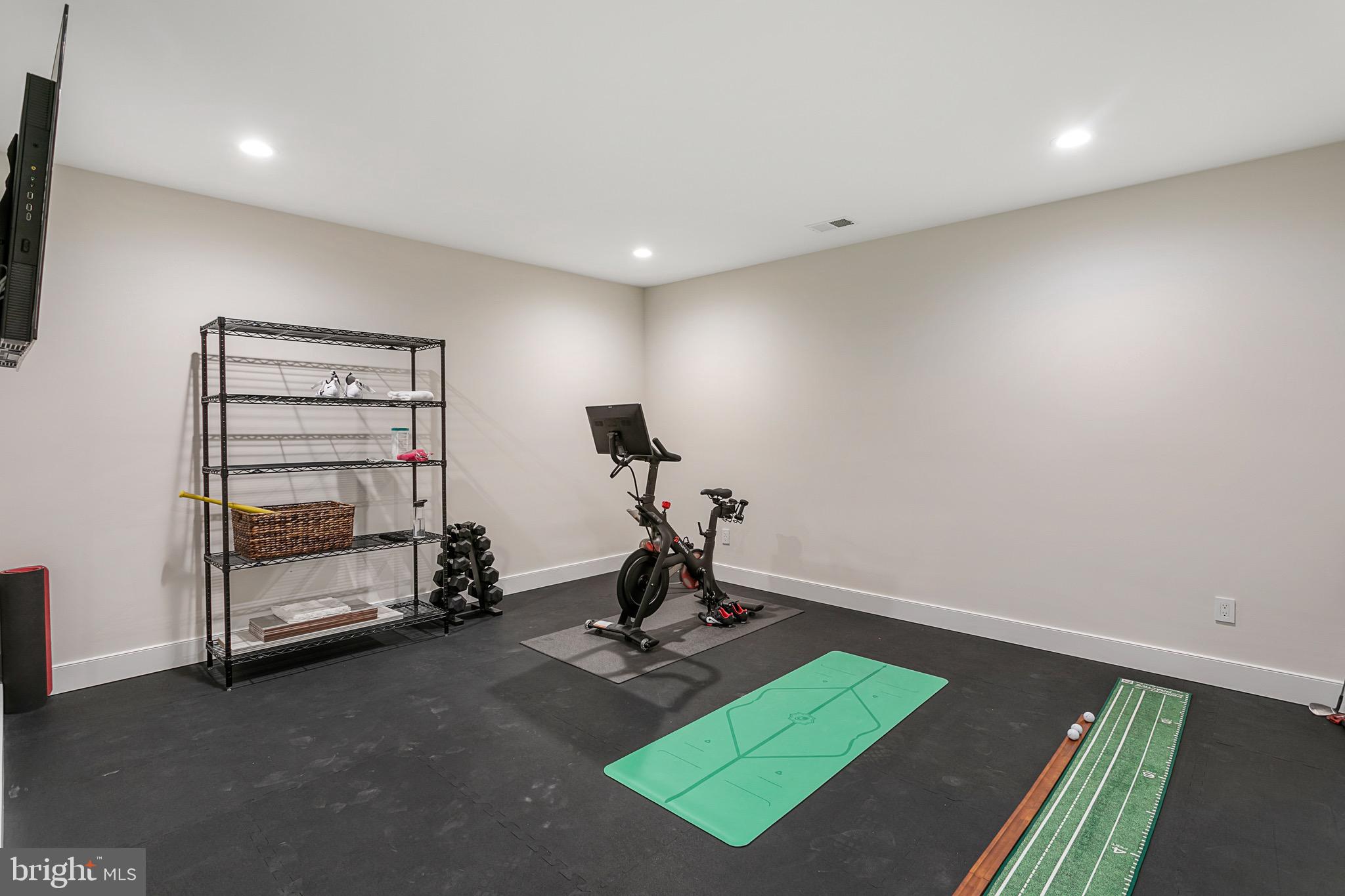 4219 Lorcom Lane Arlington, VA 22207 - Photo 31 of 44