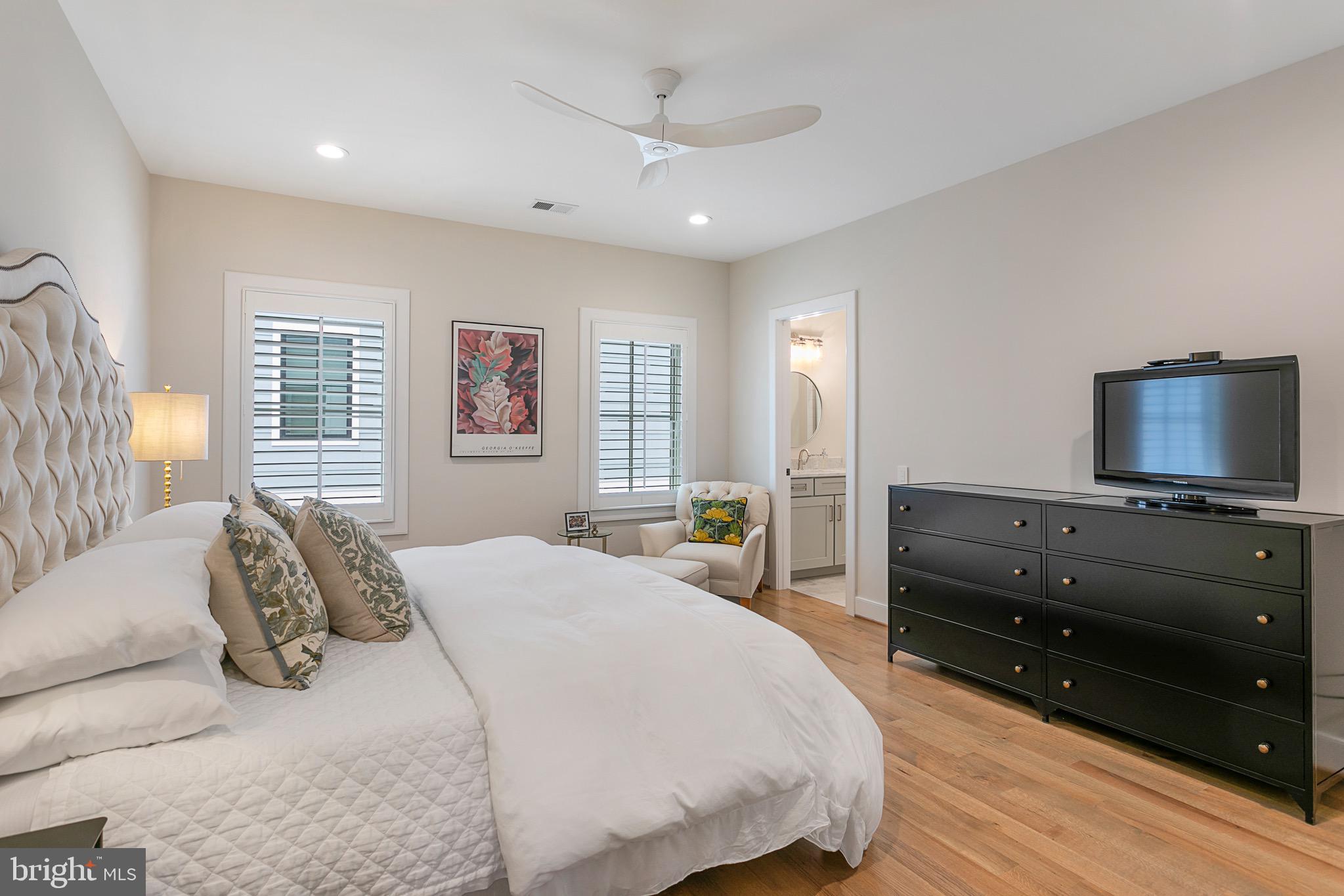 4219 Lorcom Lane Arlington, VA 22207 - Photo 35 of 44