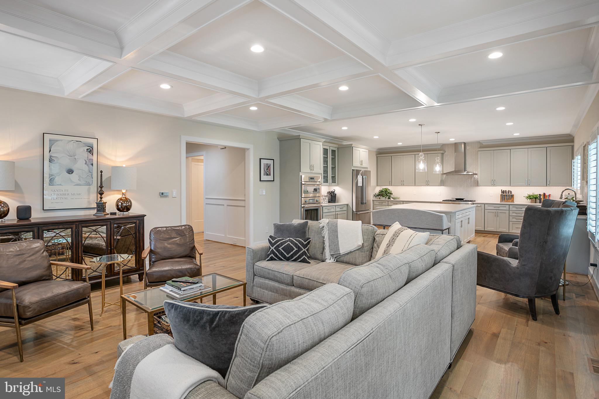 4219 Lorcom Lane Arlington, VA 22207 - Photo 6 of 44