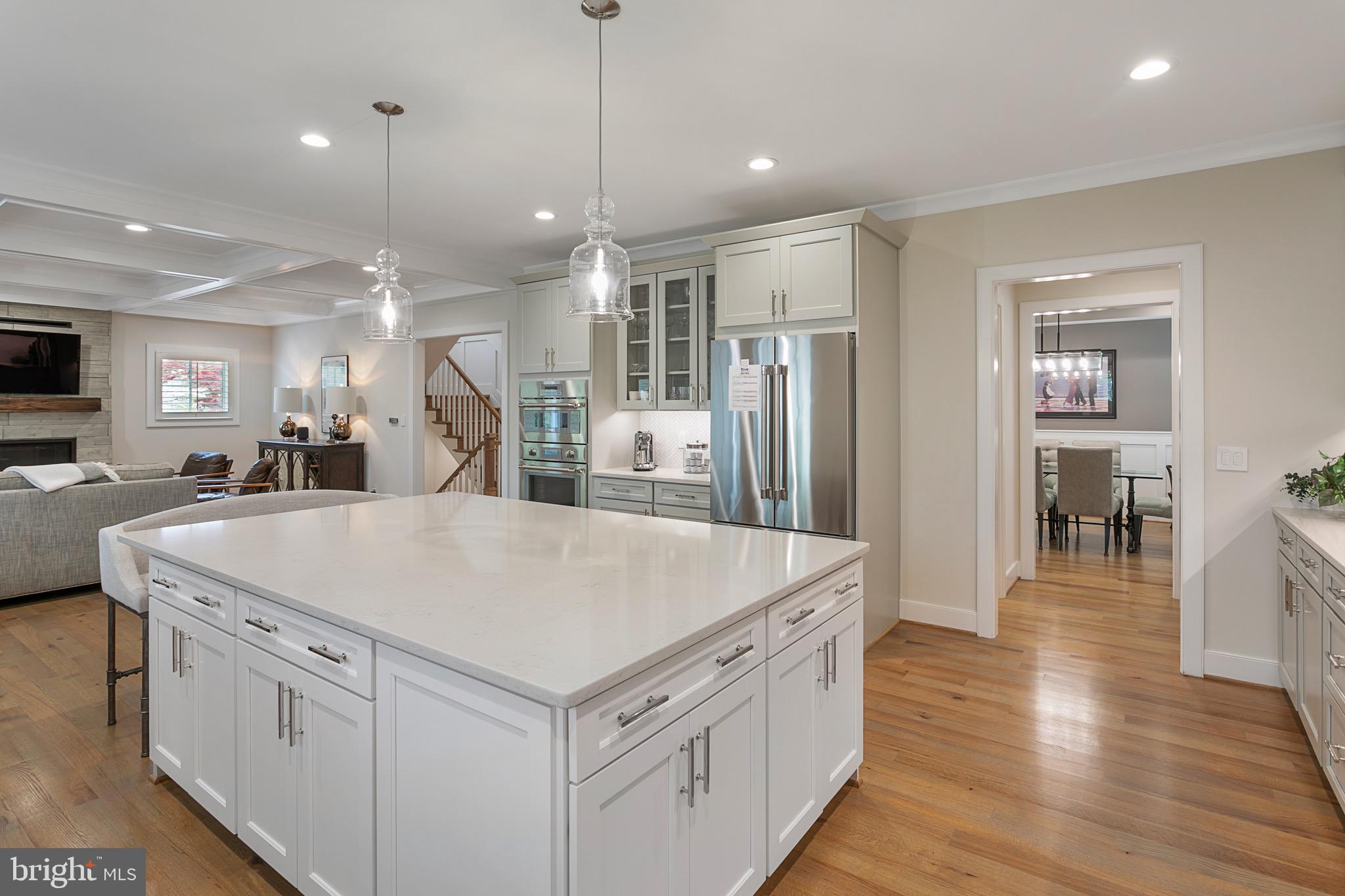 4219 Lorcom Lane Arlington, VA 22207 - Photo 8 of 44